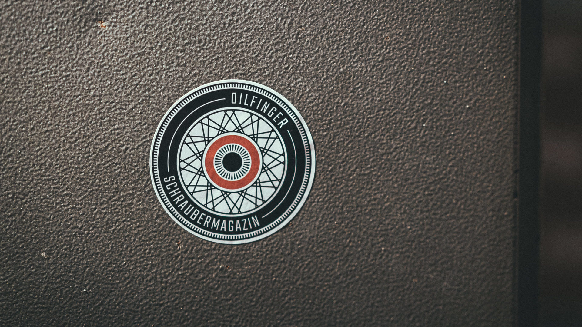 Oilfinger-Garagenkultur-_Sticker_rad