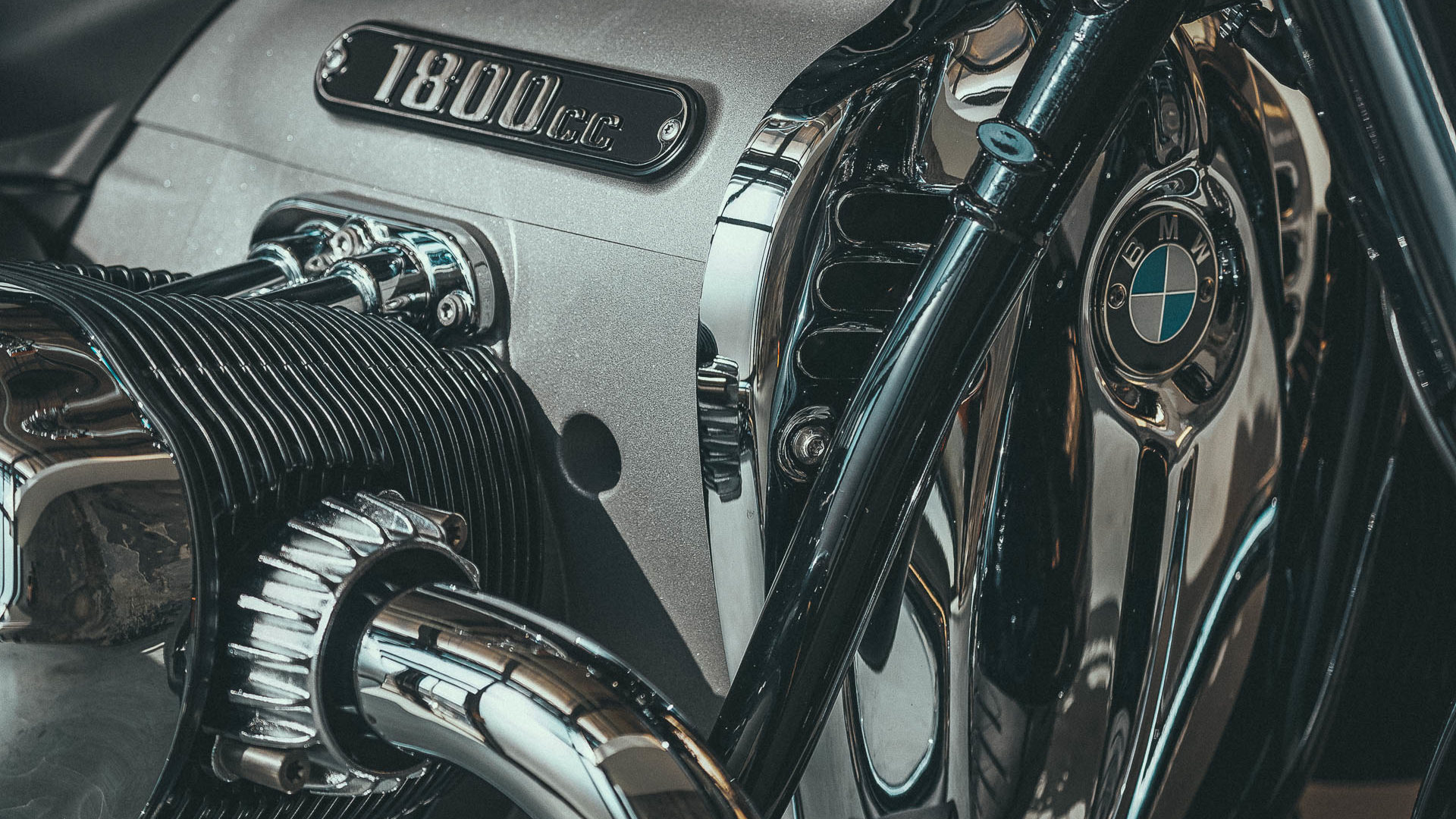 bmw_r18_mj7730